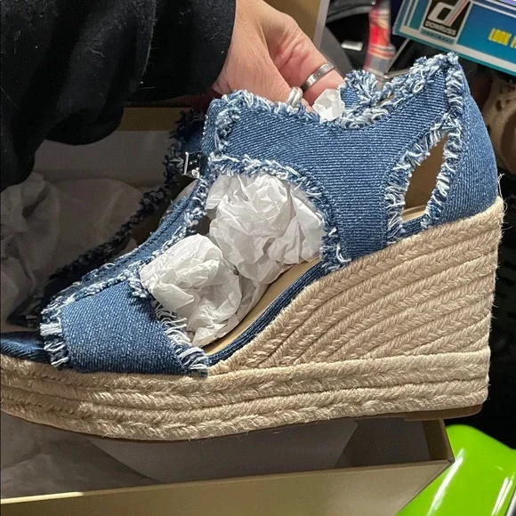 Michael Kors Denim Blue Espadrille Wedges - Picture 3 of 9